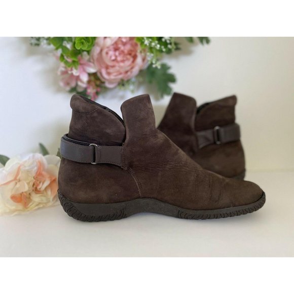Softwalk Oxnard Ankle Brown Suede Leather Boots - Picture 2 of 12